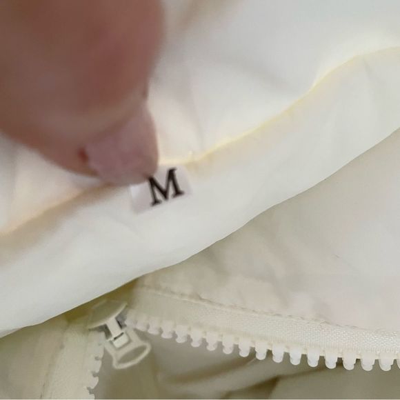 Ivory Boxy Puffer Vest, Medium, Polyester Fill, Zip Front, Drawstring, P… - Picture 9 of 11